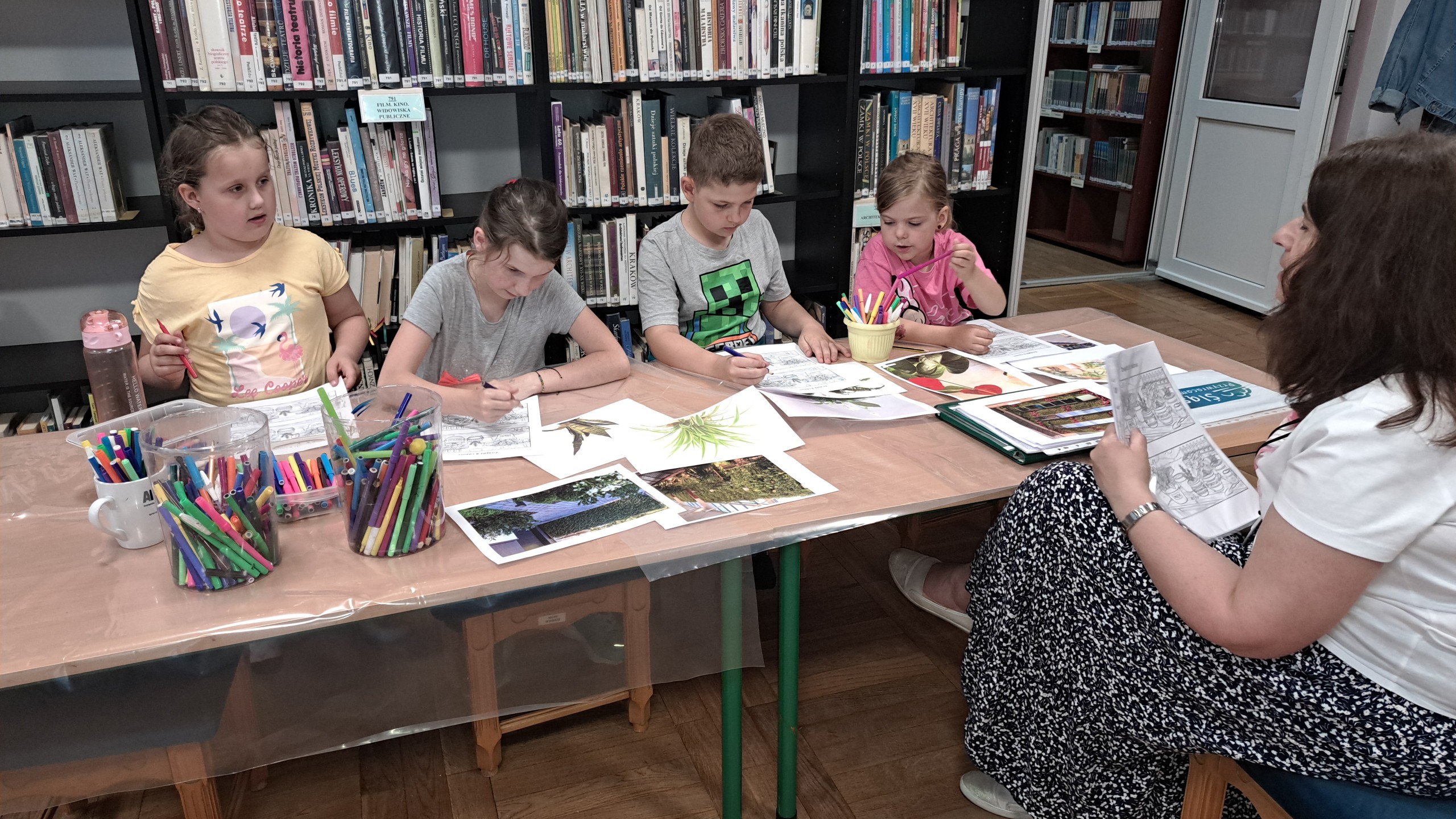 WARSZTATY ODDYCHAJ ZIELENIĄ I FINAŁ KLUBU POŻERACZY KSIĄŻEK W SIEWIERSKIEJ BIBLIOTECE WARSZTATY ODDYCHAJ ZIELENIĄ I FINAŁ KLUBU POŻERACZY KSIĄŻEK W SIEWIERSKIEJ BIBLIOTECE